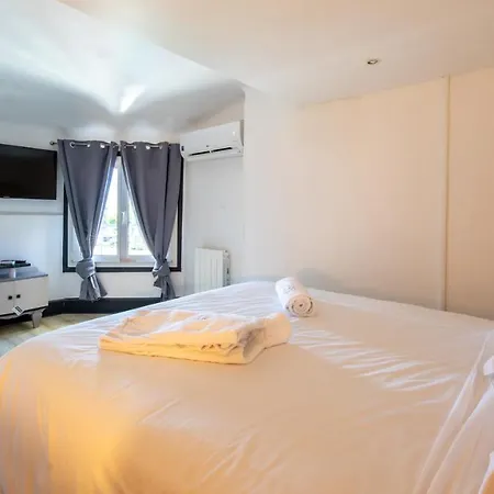 Mamie Jane Co-munity 3* Aix-les-Bains