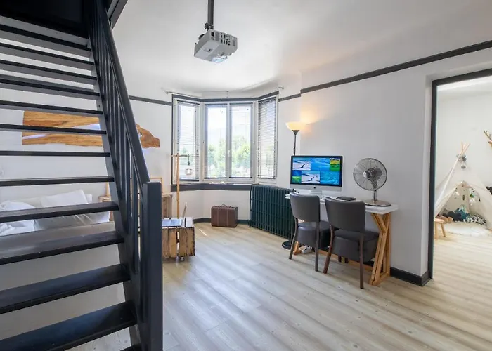 Mamie Jane Co-munity