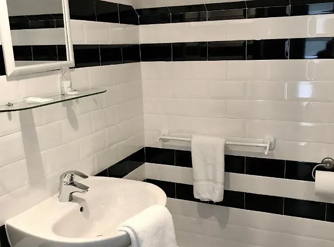 Mamie Jane Co-munity