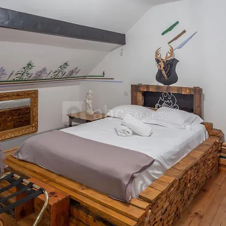 Mamie Jane Co-munity