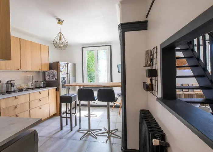 Mamie Jane Co-munity